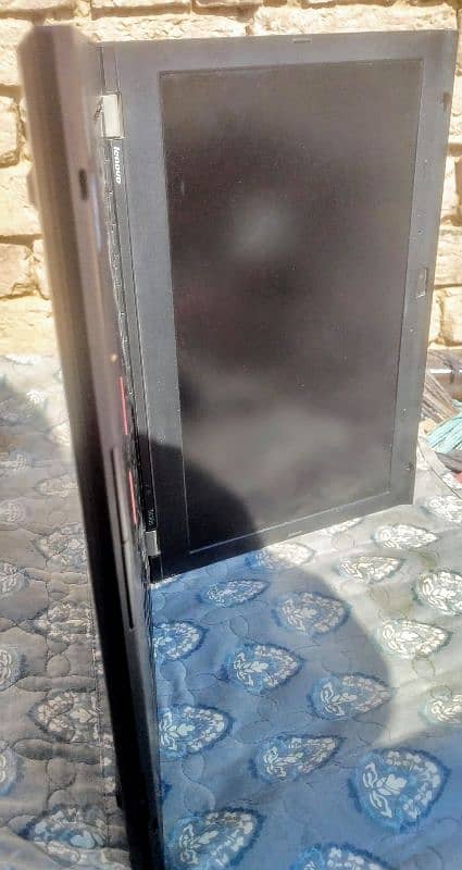 Lenovo core i5 one hand use condition 10/09 2