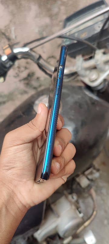 oppo F11pro 4