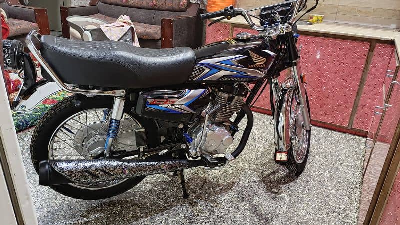 Honda 125. 4