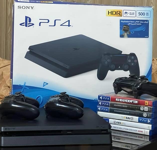 PS4 with 3 controllers and games 0