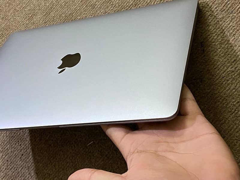 MacBook Air m1 9