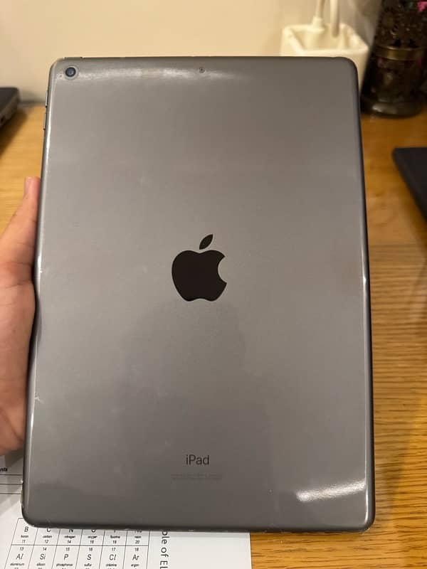 iPad 8 Space Grey / 32gb. 2