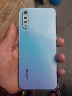 vivo S1