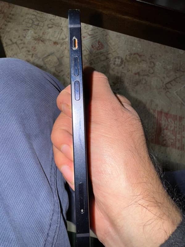 iPhone 12 Non PTA 3