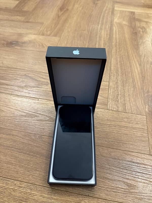 Iphone 13 Pro Max Non PTA 4