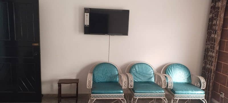 furnished portion for rent in johar town Lahore 4