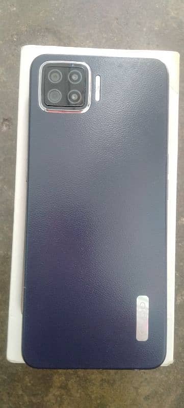 OppO F17 8gb+128gb dual Sim PTA Aprup 3