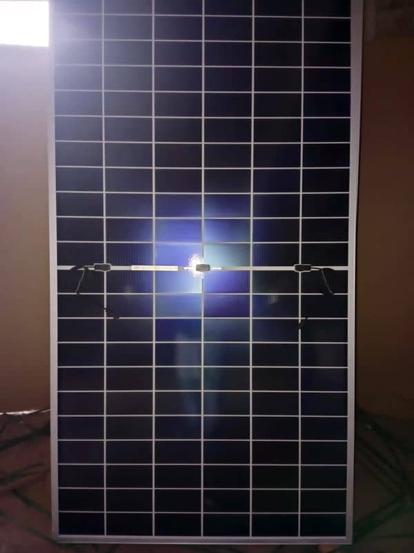 SOLAR PANELS AVAILABLE AT LOW RATE EX LAHORE 8