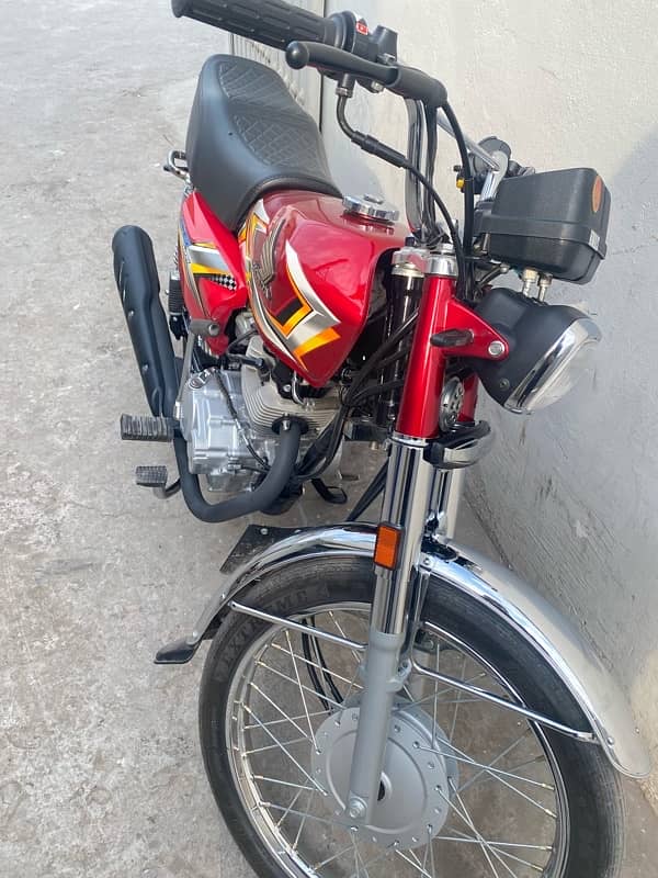 Honda 125   24/25 2