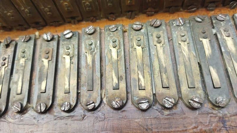 3 line German jubbilet Harmonium for sale 2