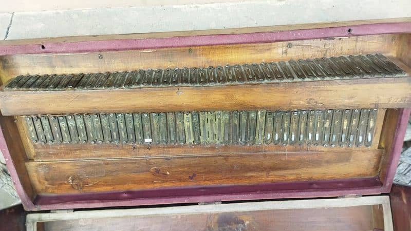 3 line German jubbilet Harmonium for sale 7