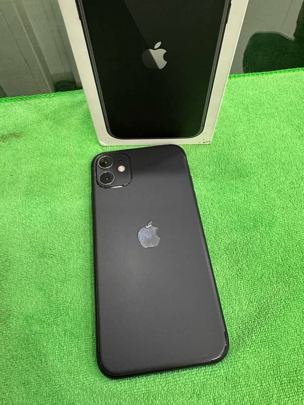 iphone 11 64GB PTA Approved 3