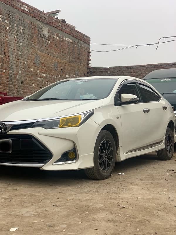 Toyota Corolla GLI 2014 1