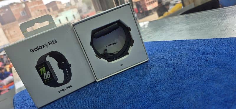 Samsung Galaxy Fit3 0