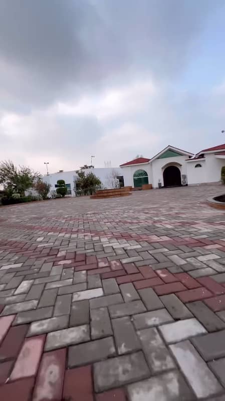 2 Acre Luxury Farm House On Barki Road 10