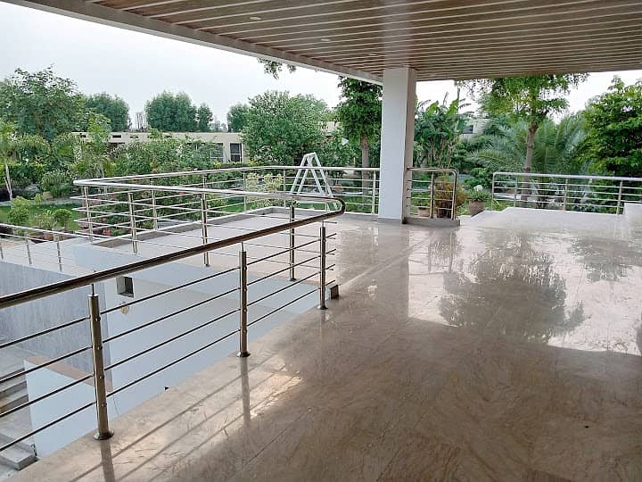 2 Acre Luxury Farm House On Barki Road 35