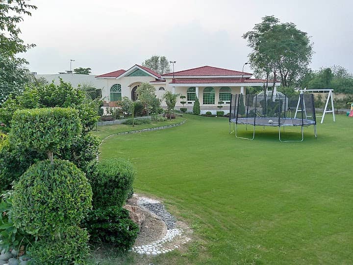 2 Acre Luxury Farm House On Barki Road 43