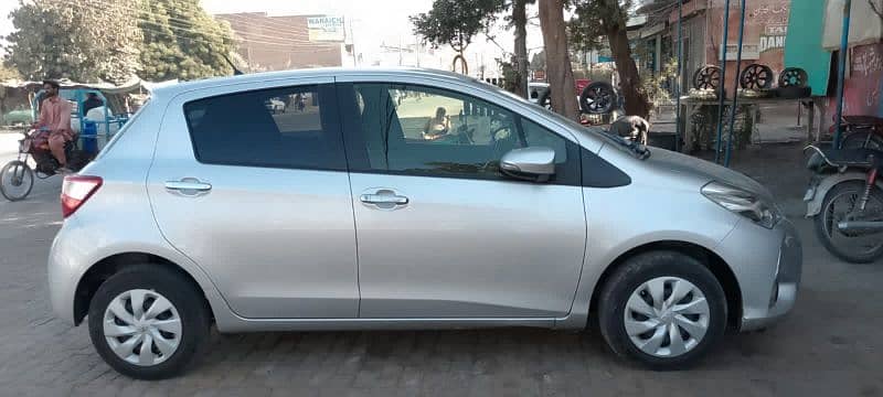 Toyota Vitz 2019 9