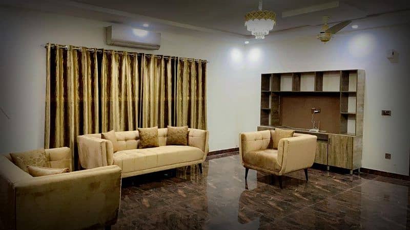 furnished portion (daily weekly monthly) for rent in johar town Lahore 2