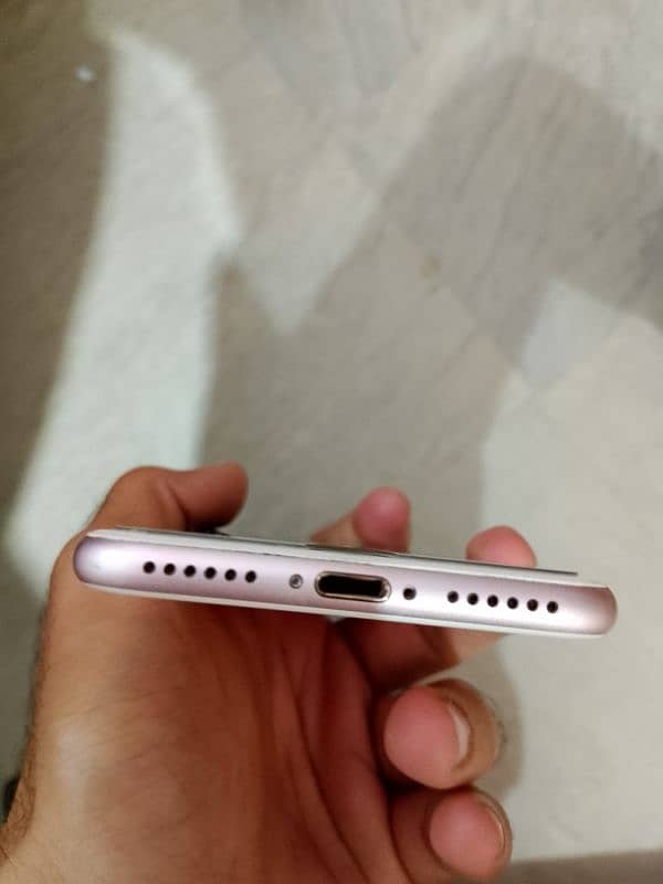 Iphone 7 Clean Condition 5