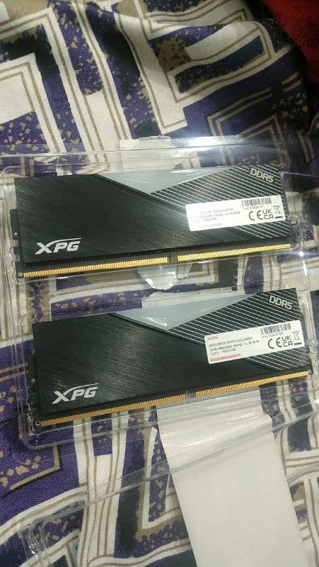     XPG Lancer DDR5 RGB 5600MHz 32GB 16GBx2 CL36-36-36 Memory Kit 3