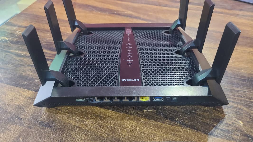 NETGEAR Gaming Beast Nighthawk Router R8000 |Tri-Band | (With Box) 5