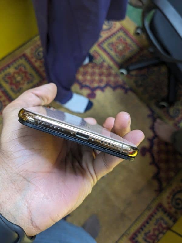 iphone xs max for parts 2