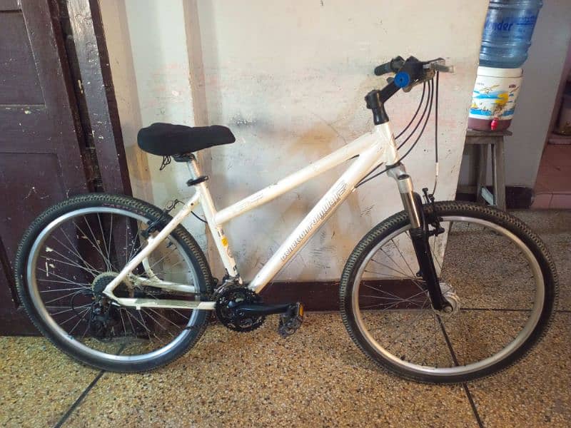 Mountain bicycle 26 size 033/0371/8656 only call no message 10