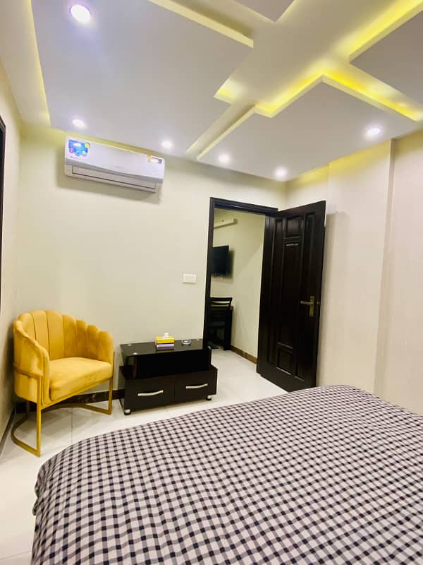 Luxury Studio/1 BHK/2 BHK available on daily basis 3