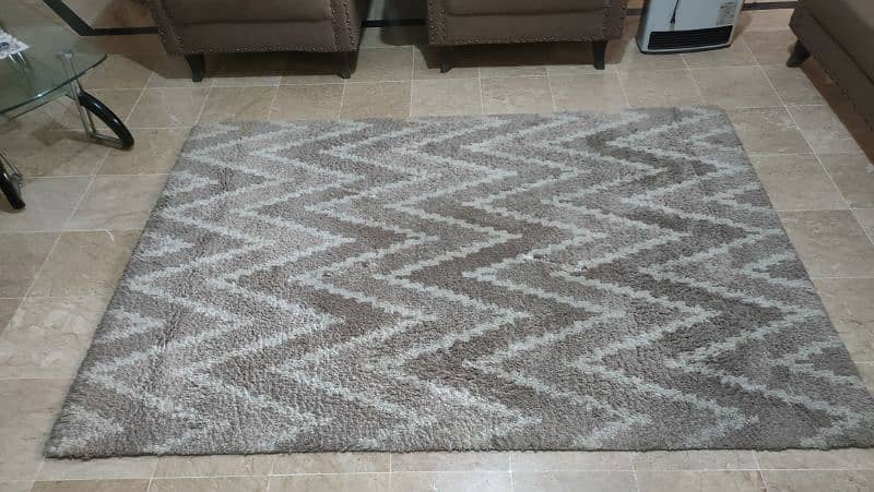 Carpet for sale in good condition 4