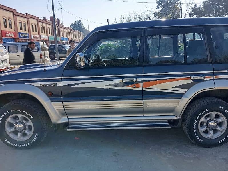 Mitsubishi Pajero 1994 antique 5