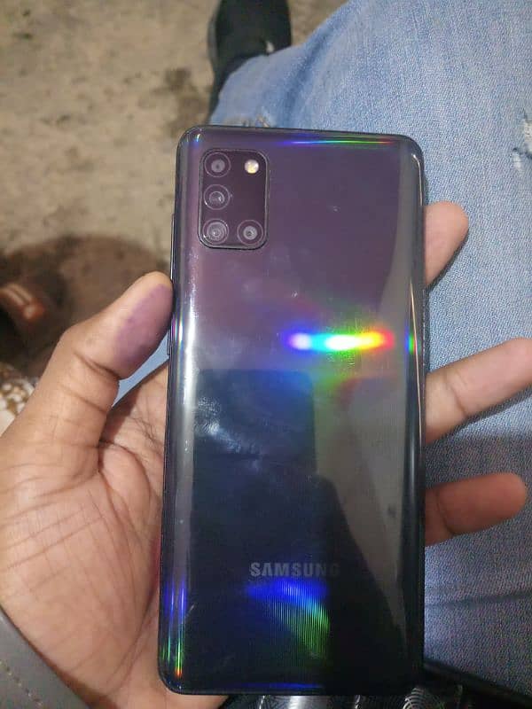 Samsung galaxy a31 4