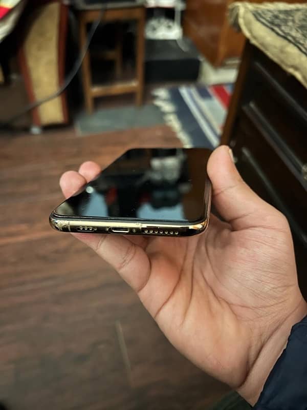 Iphone XS Max 256 GB pta approved 8