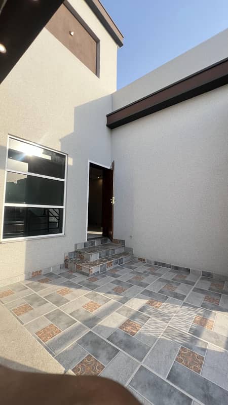 BRAND NEW 5 MARLA HOUSE FOR SALE IN VERY REASONABLE PRICE 8