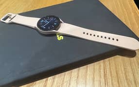 4 month used scratchless Galaxy watch 4 for sale