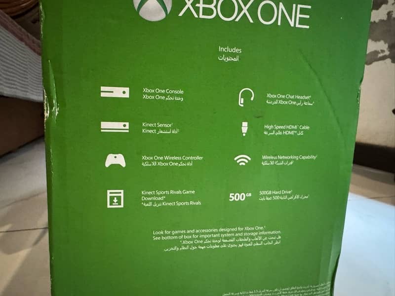 Xbox one with Kinect and 1 controller 3