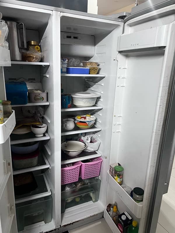 Haeir No Frost 2 Door Refrigerator 0