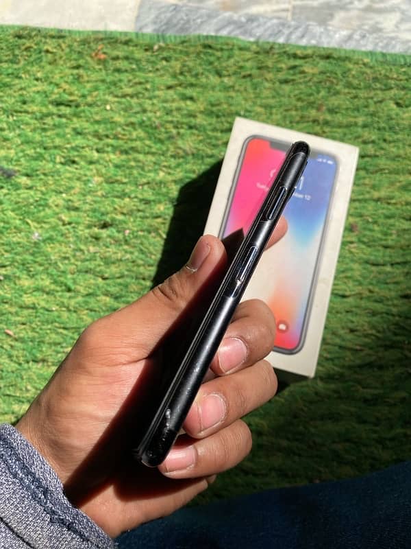 iphone x 64gb with box 4