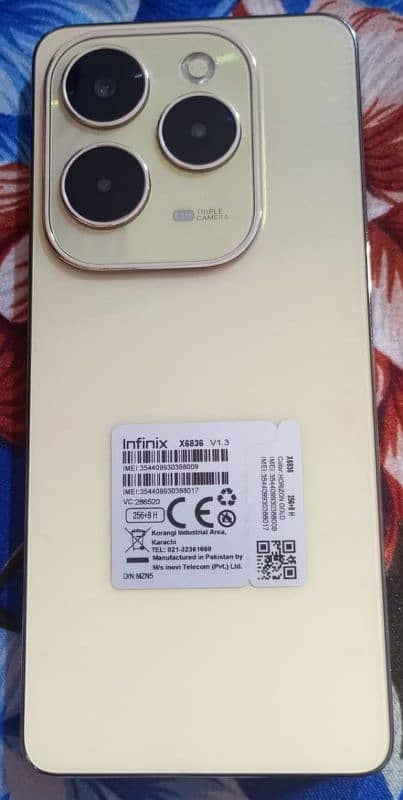 Infinix Hot 40 Used 1 year Model: 2024 With box and charger 0