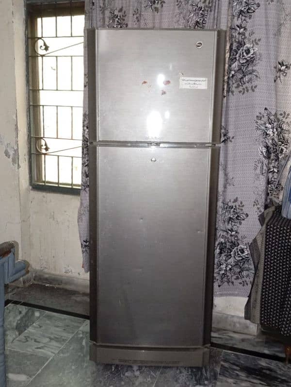 Pel large refrigerator for sale 1