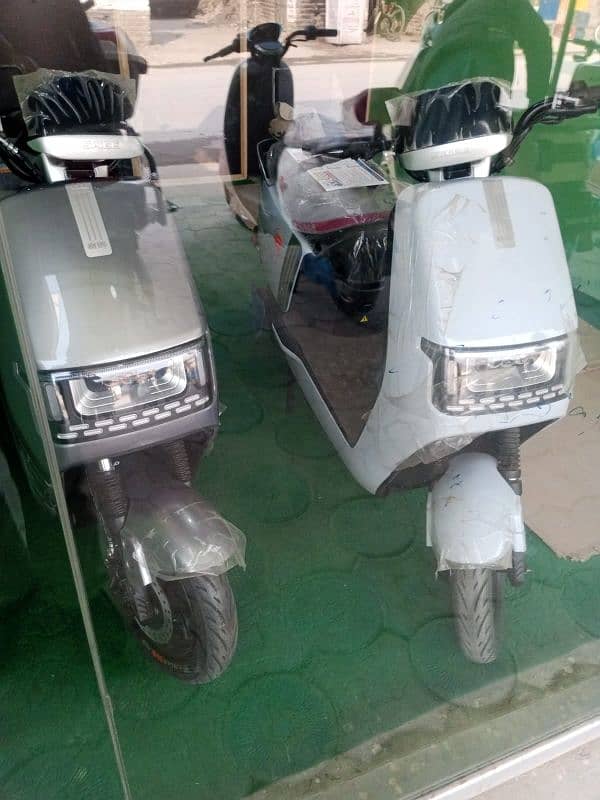 Saige brand electric bikes brand new for sale 1