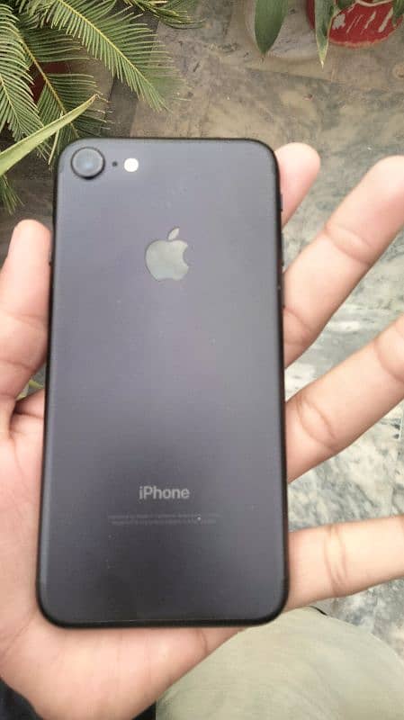 Iphone 7, 128 GB, Non PTA 4