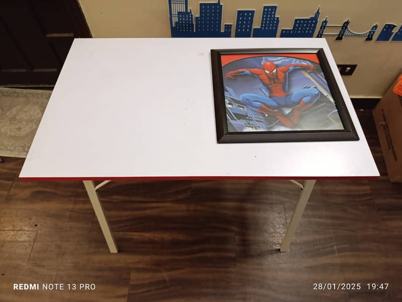 Modern Computer/Writing Table with White Metal Legs 1