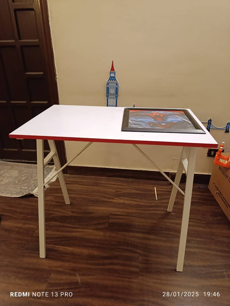 Modern Computer/Writing Table with White Metal Legs 2