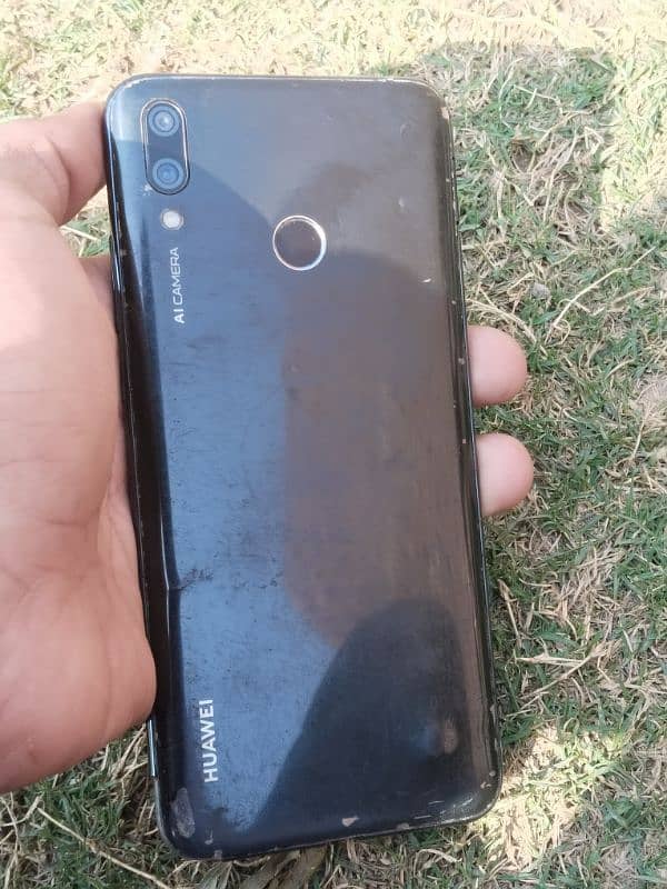 Huawei y9 2019 (4GB Ram 64GB storage) 3