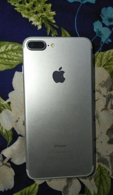 iphone 7 plus Exchng or sale 0