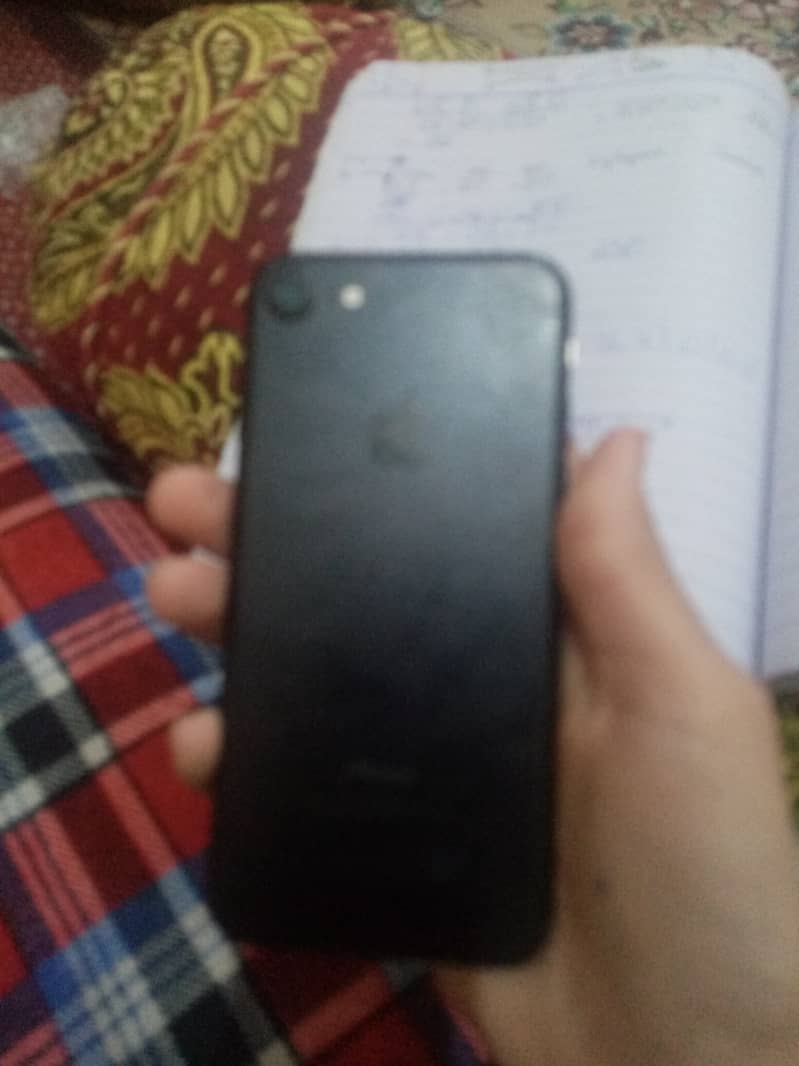 Iphone 7 h urgent sale camera all okk 0