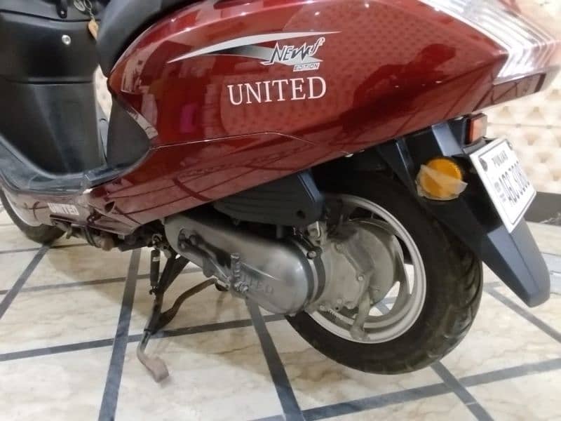 United Scooty 1