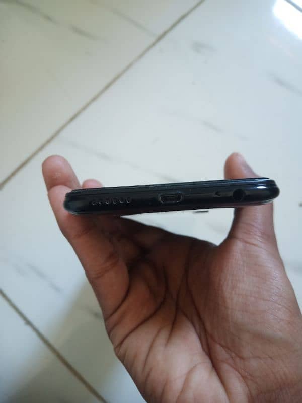 Infinix hot 8 lite 2_32 3