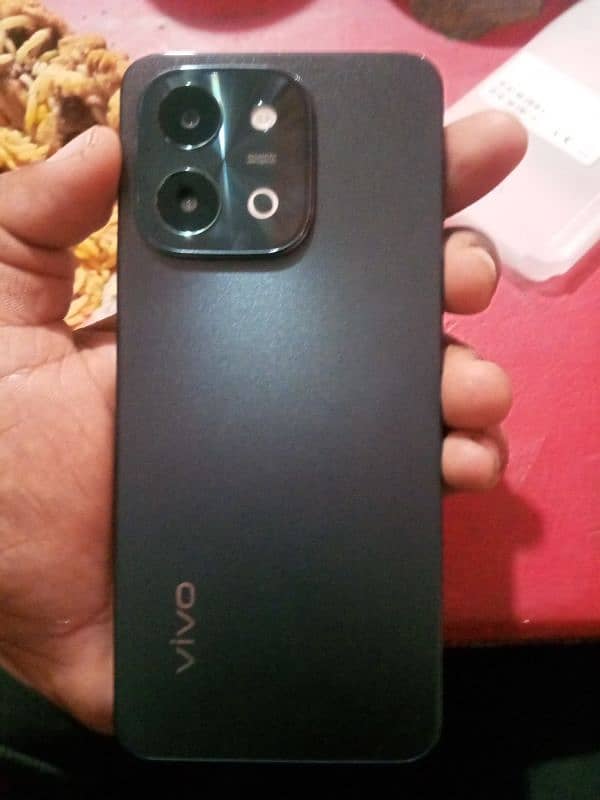 vivo Y28 for urgent sale 8/128 3